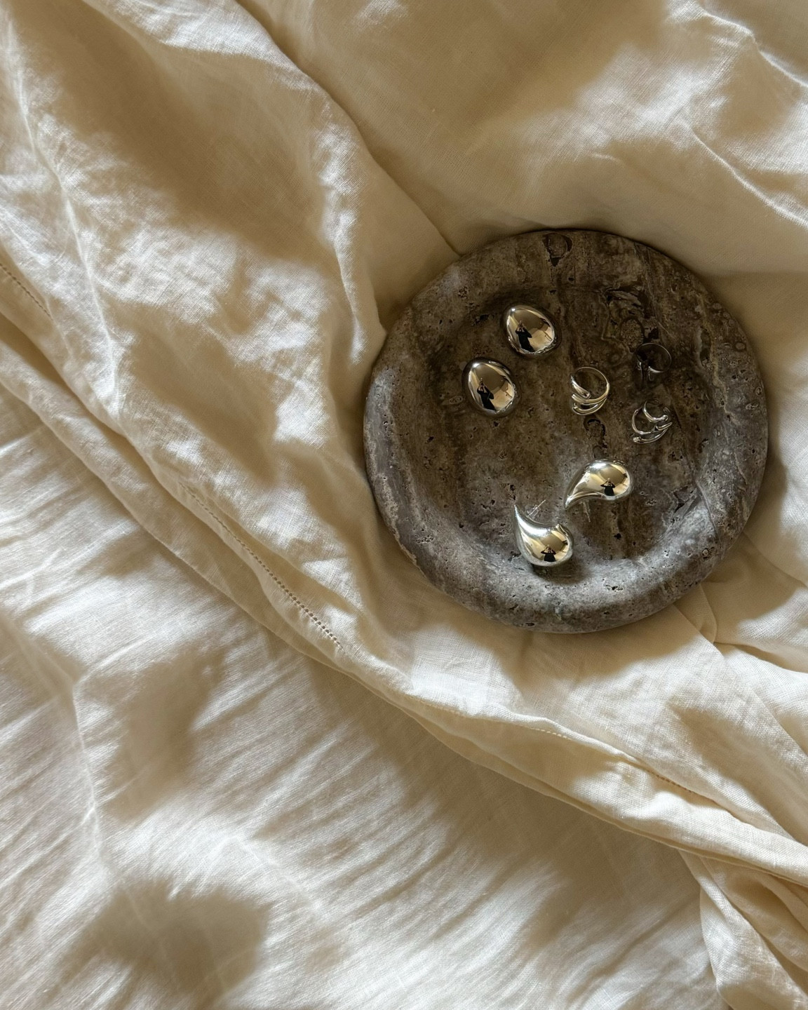 My favorite chrome ring and earring finds this fall! 

#LTKfindsunder50 #LTKstyletip #LTKGiftGuide