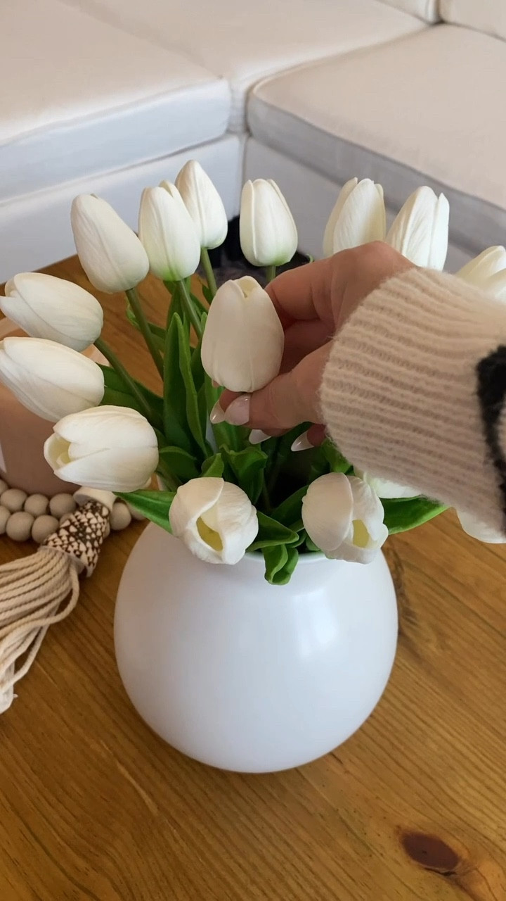 Spring flowers affordable options! Indoor/outdoor 🤩

#LTKSpringSale #LTKHome #LTKWatchNow