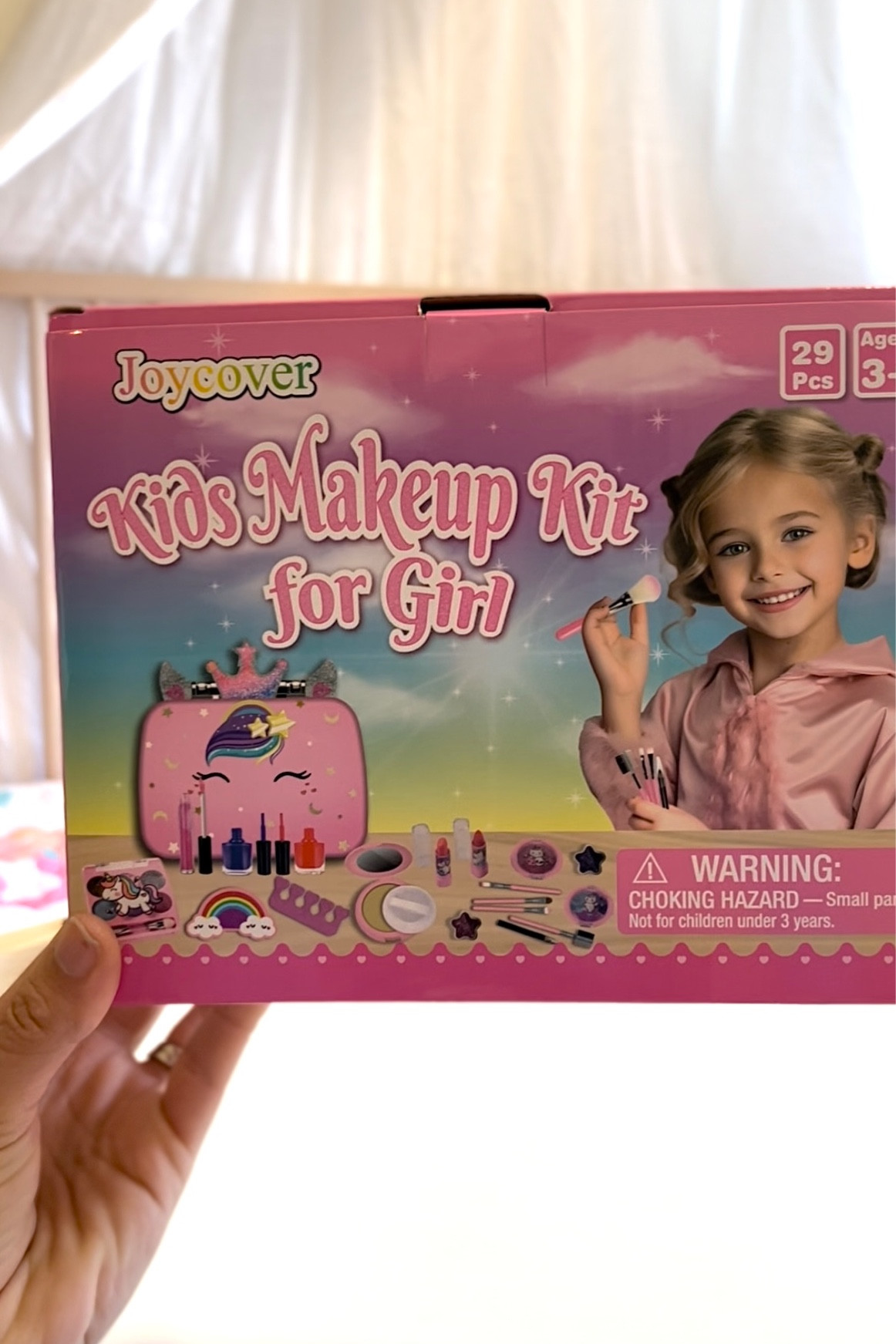 the cutest kids makeup kit💅💄

#LTKfindsunder50 #LTKkids #LTKfamily