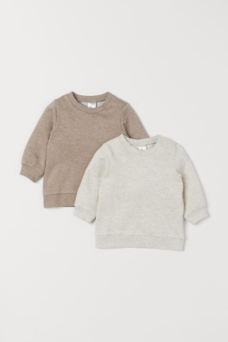 Long-sleeved sweatshirts in soft, organic cotton fabric. Snap fastener on one shoulder (sizes 1 -... | H&M (US + CA)