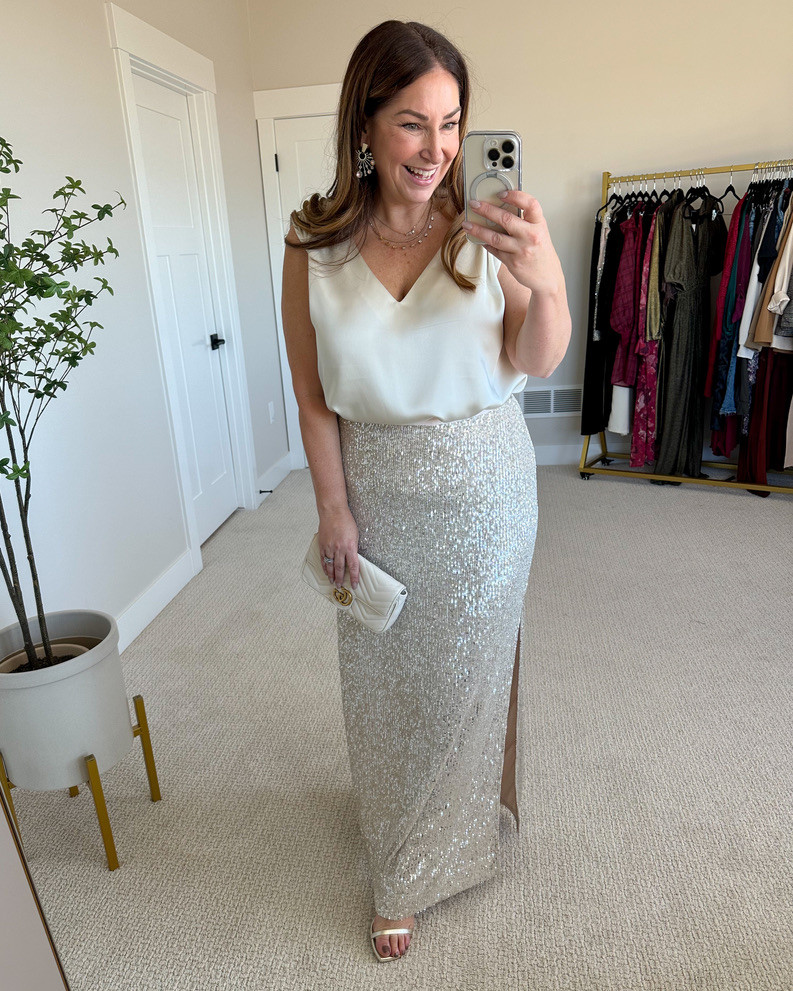 Holiday outfit from Gibsonlook size up in skirt if inbetween, size down in blouse 

#LTKHoliday #LTKMidsize #LTKSaleAlert