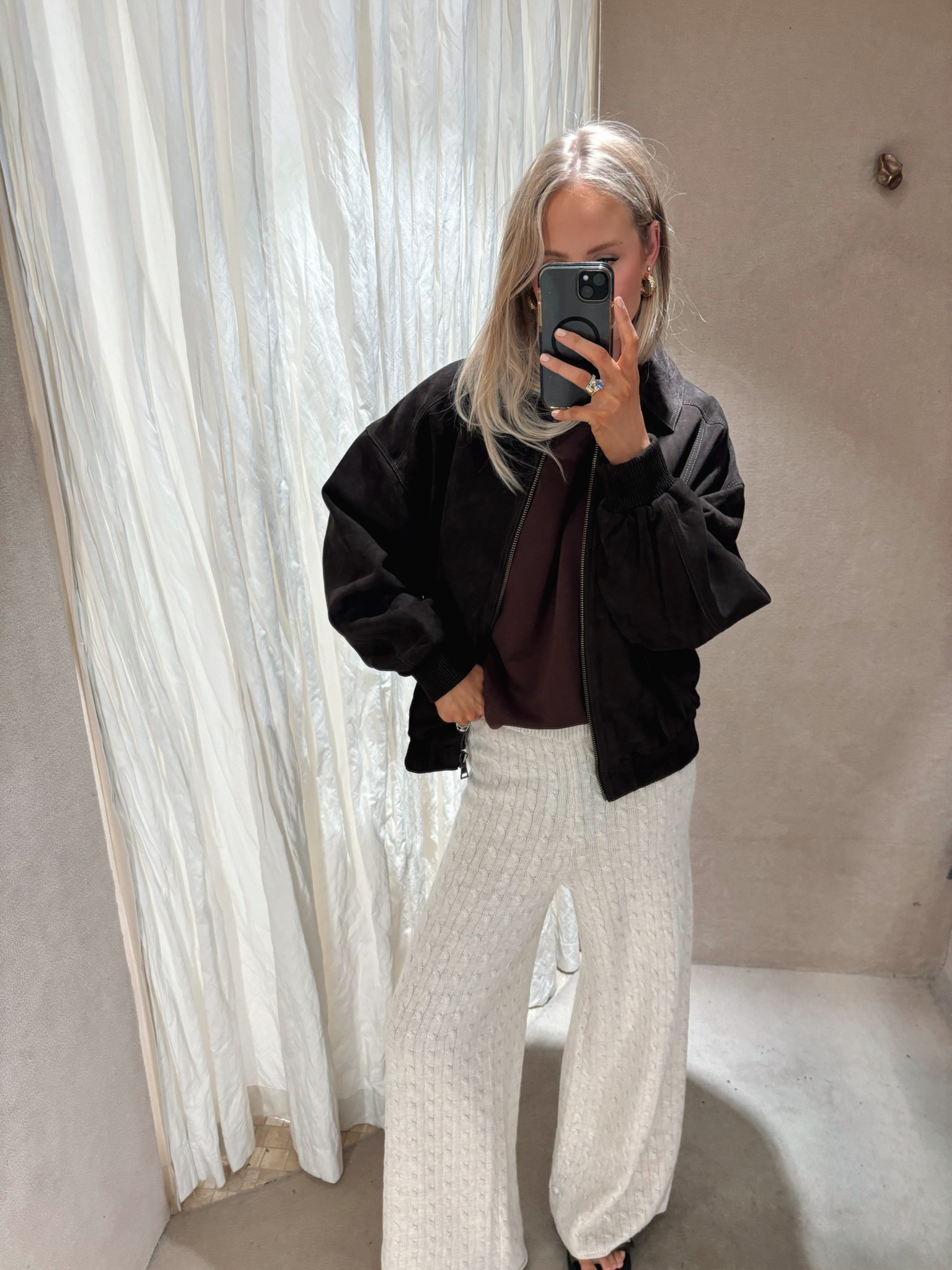 I was absolutely obsessed with these knit pants, but sadly, they’re not made for us tall girls! If you’re under 175cm, though — these are seriously cool. I’ll be very jealous if you grab a pair!

#LTKsale #LTKaustralia #LTKwinter