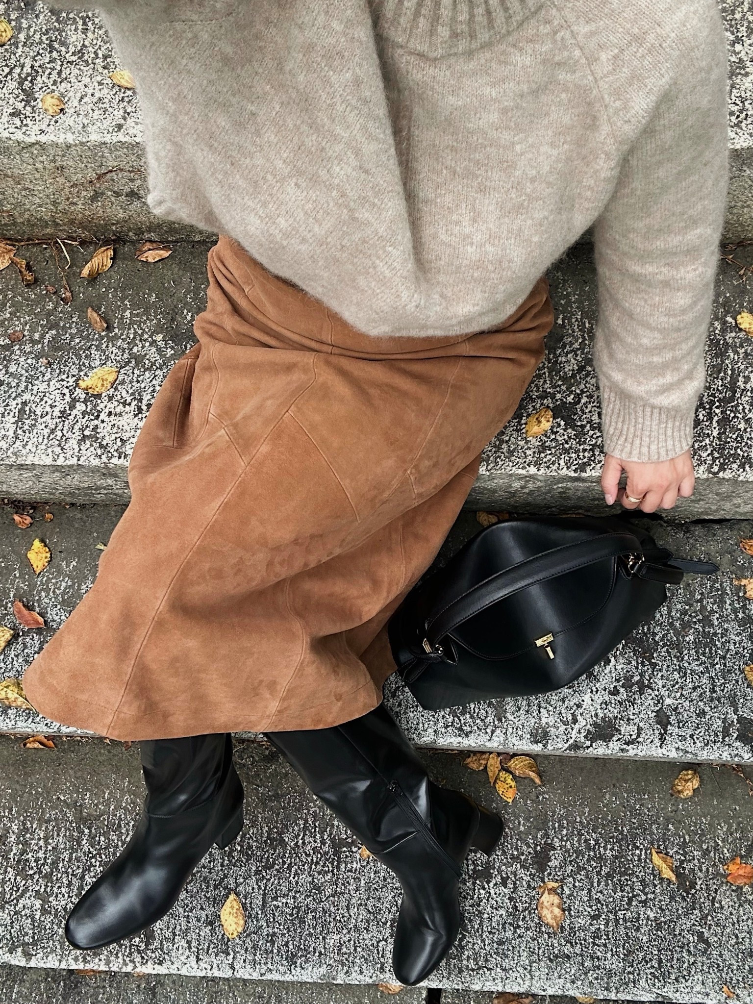 Fall outfit, fall boots, suede skirt, fall sweater



#LTKSeasonal #LTKStyleTip