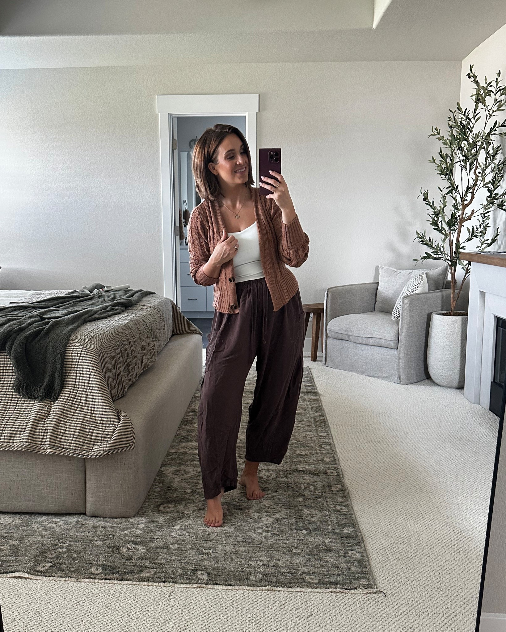 Wearing size small in both pants and tank. Sweater was thrifted 

#LTKPetite #LTKBeauty #LTKActive