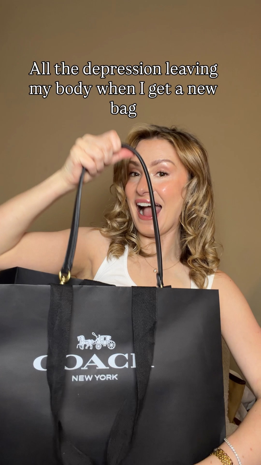 A new bag makes everything better 👜

Coach kisslock 27 in black leather
Longchamp my pliage signature customizes Longchamp pouch
Coach Brooklyn 28 in straw
Longchamp Le Pliage energy
Coach outlet Rowan 
Longchamp Le filet net basket bag
Coach outlet Faye embroidered floral signature jacquard
Coach outlet loved denim Teri


#LTKdayinmylife #LTKgrwm #LTKootd