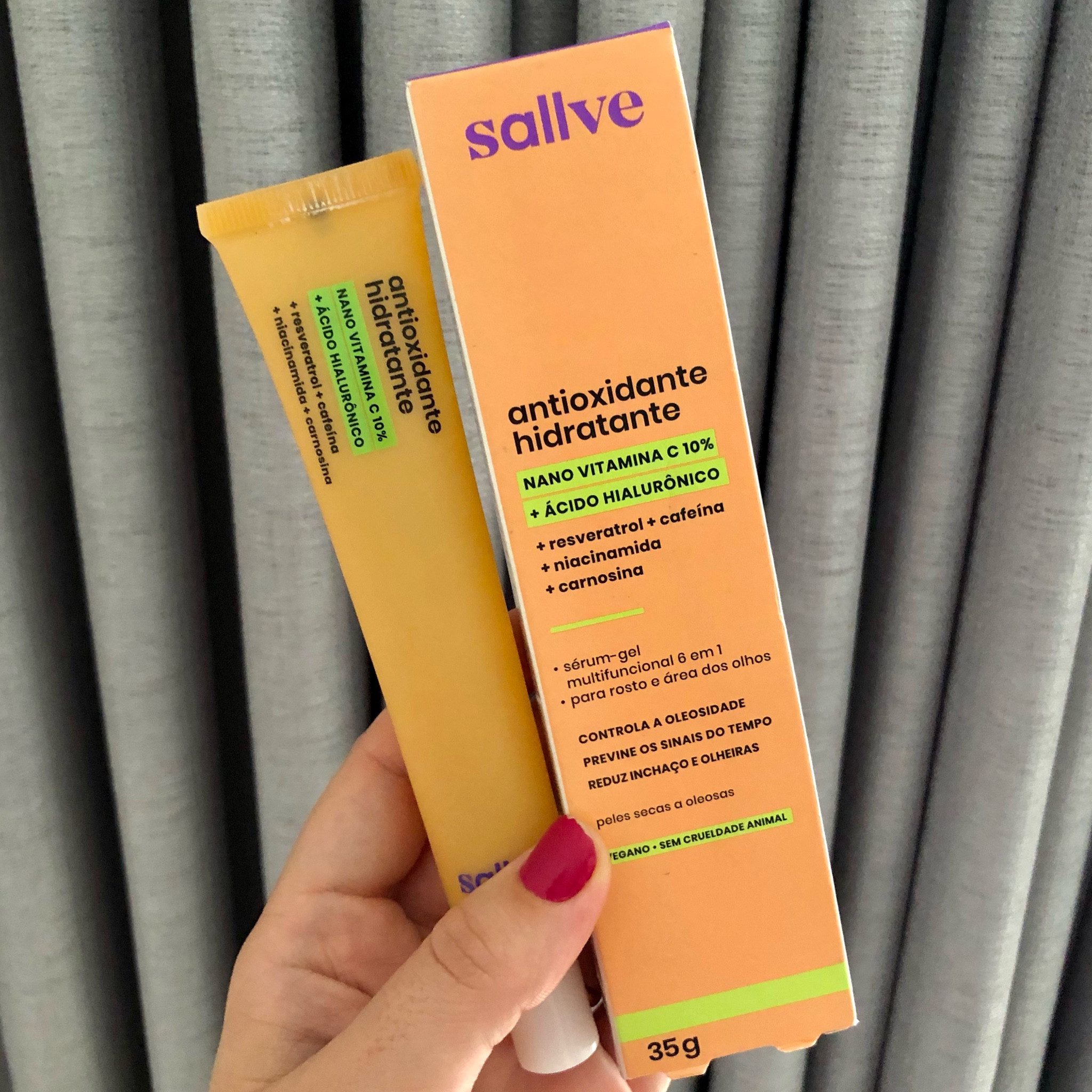 Meu produto favorito da Sallve !!! É bom para a área dos olhos, tira manchas, previne linhas finas, reduz poros e cravos . . . Simplesmente o maioral 🥹🧡

Está na promoção no site da Drogaraia, da pra comprar aqui e retirar na loja e no site da Sallve tem cupons de desconto: 

30NAPRIMEIRA - R$30 reais de desconto na primeira compra acima de R$99

PRAVC10 - 10% de desconto sem valor mínimo de compra

TRIOPODEROSO - R$30 reais de desconto em compras acima de R$150

Corre garantir o seu também 😍
Deixei o link dele da Drogaraia, site da Sallve e na Amazon pra você escolher onde prefere comprar 😉

#LTKbeauty #LTKsalealert #LTKhome