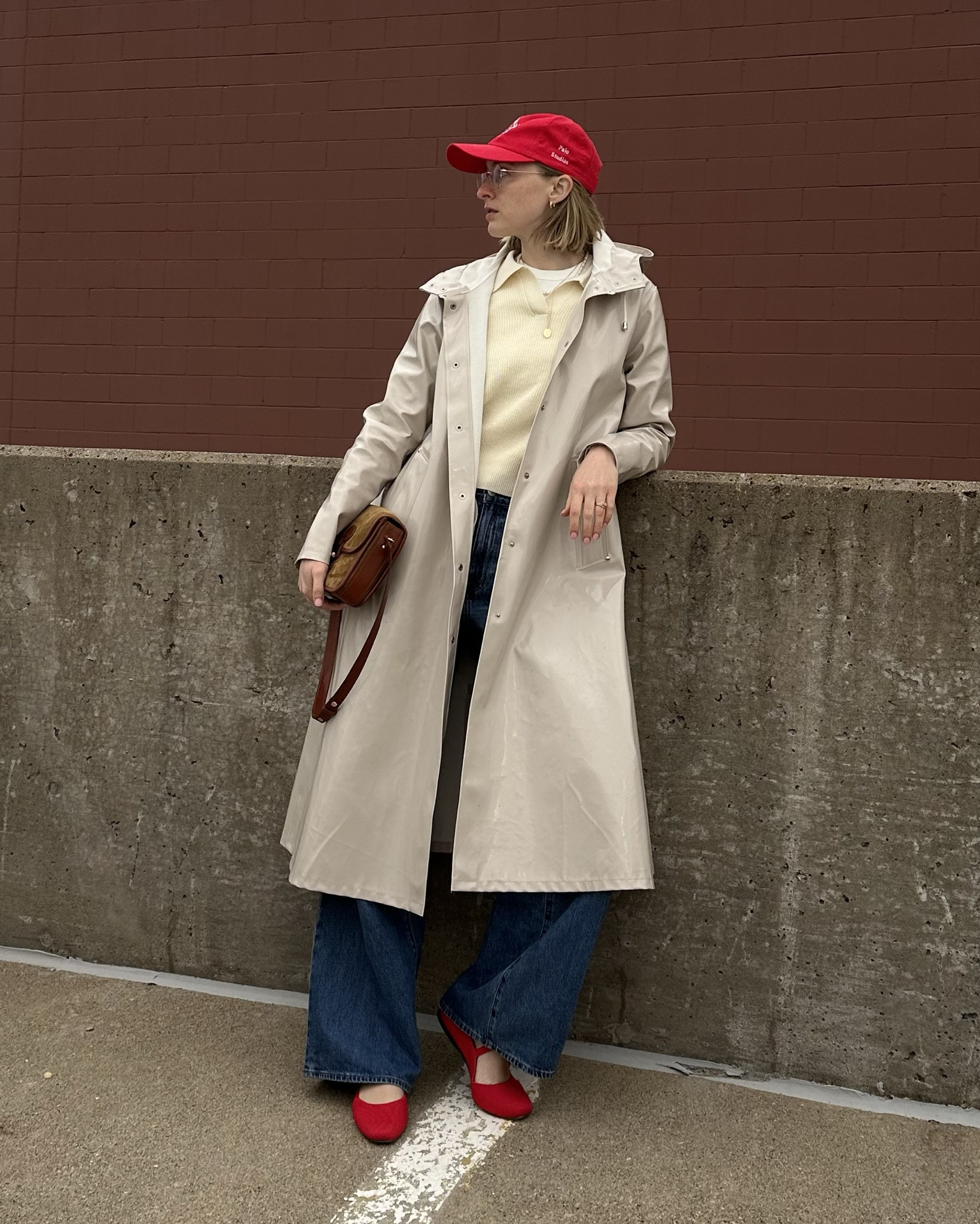 Raincoat season! Sweater is by Shokay 

https://shareasale.com/r.cfm?b=2391245&u=1521410&m=145154&urllink=www%2Eshokay%2Ecom%2Fcollections%2Fseasons%2Dpicks%2Fproducts%2Fprairie%2Dwomens%2Dpolo%2Dneck%2Dsweater&afftrack=