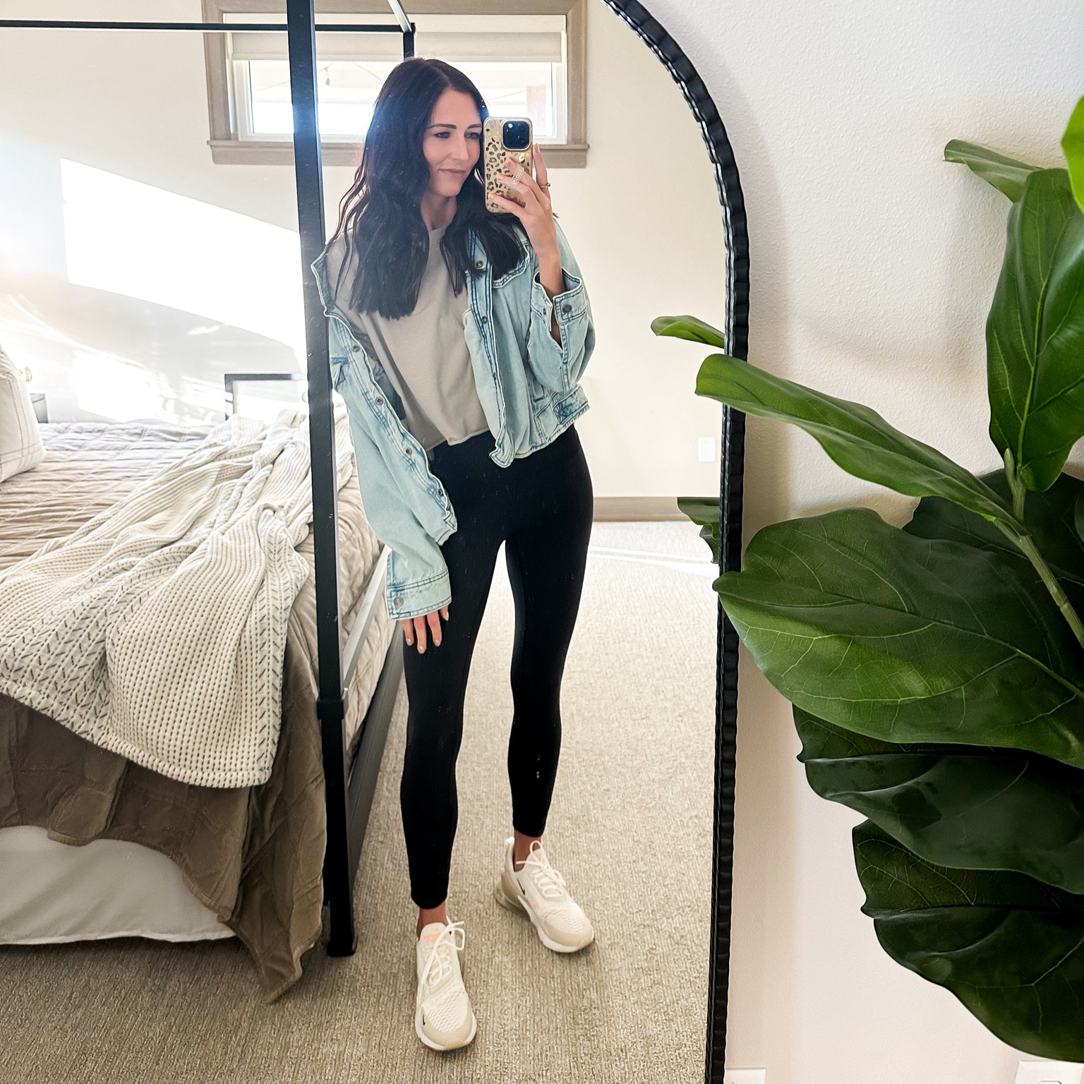 Amazon cropped tshirt
Leggings
Jean jacket
Nike air max tennis shoes


#LTKStyleTip #LTKSeasonal