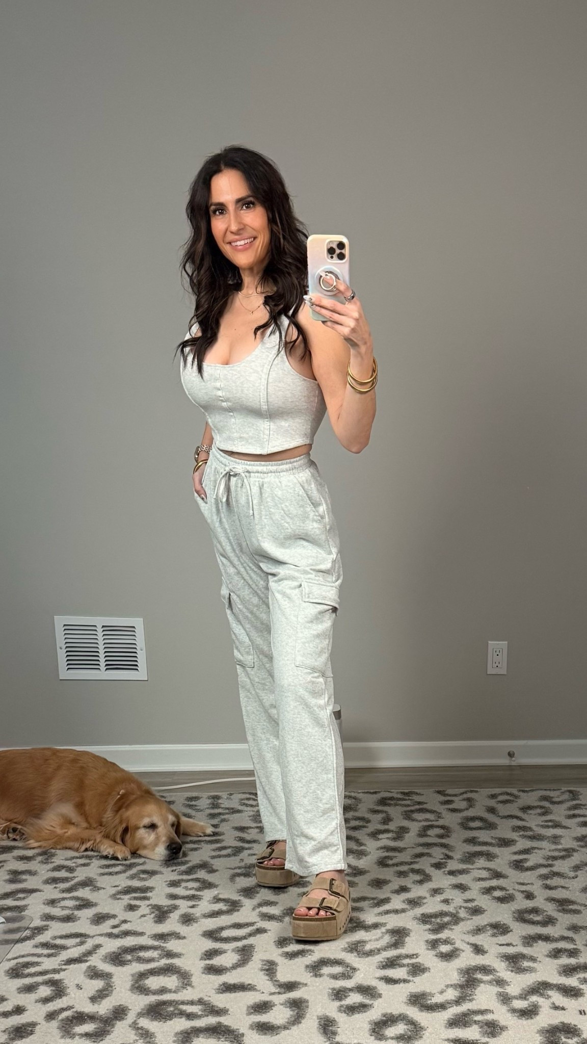 
The viral Walmart lounge matching set in gray 🩶

One of my favorite Walmart comfy sets for travel, errands, or everyday outfits.

These colors have been selling quickly so linking this one too. 


#LTKOver40 #LTKmomlife #LTKSeasonal
