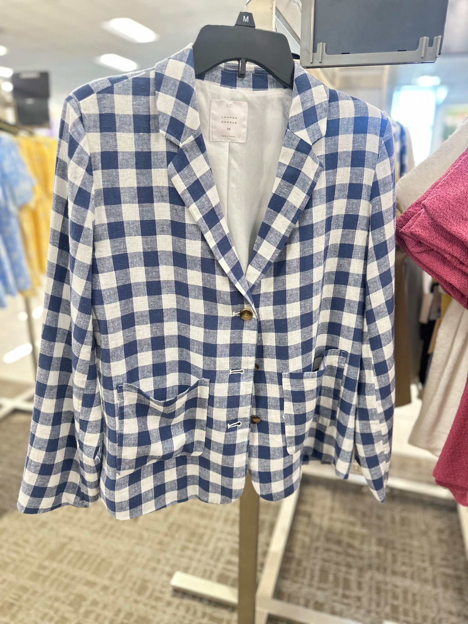 The cutest blue and white linen blazer!

This is perfect for your Spring wardrobe and even an Easter outfit. 

Pair it with a jean, a skirt, white pants or even a long white short. 

#LTKMidsize #LTKOver40 #LTKWorkwear