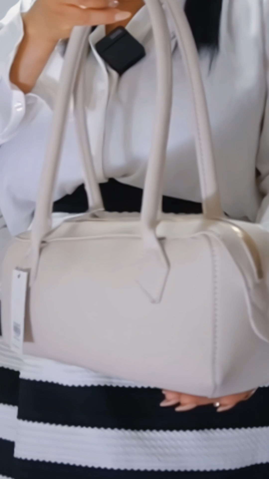 I’m loving the handbags, perfect for summer

#LTKStyleTip #LTKSummerEdit #LTKItBag