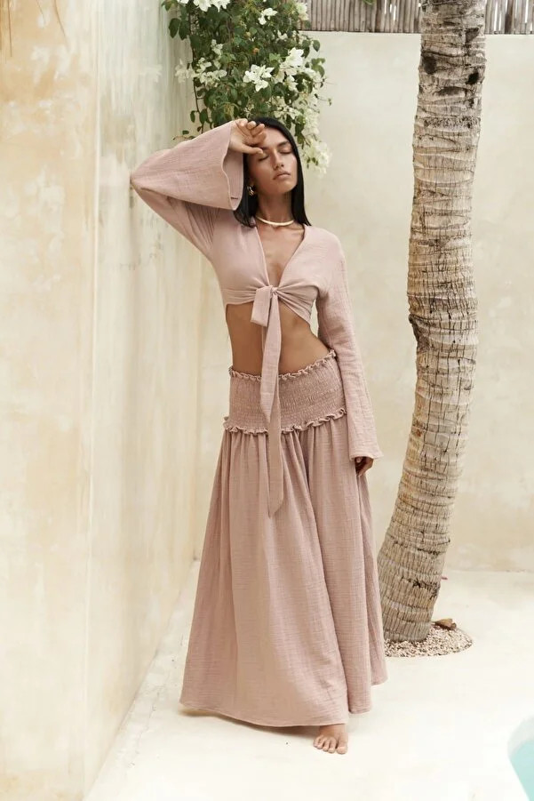 BOHEMAİ Lachsfarbenes Set aus kurzem Rock und Top - Marshanda | Trendyol DE