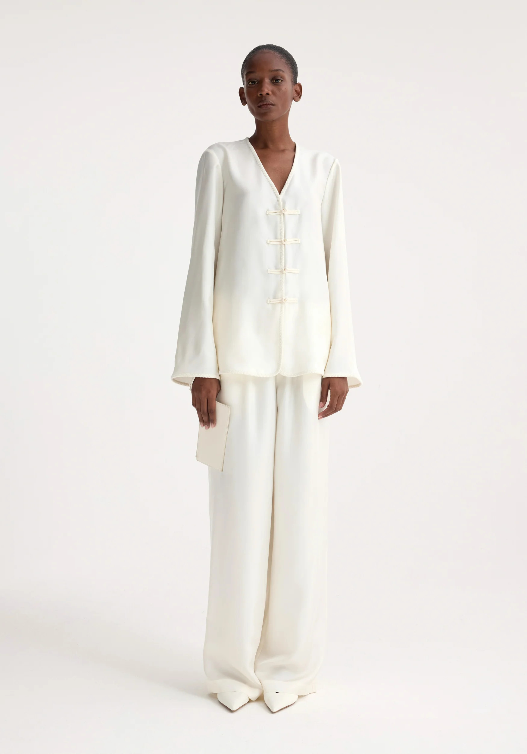 mandarin silk top | cream | Rohe