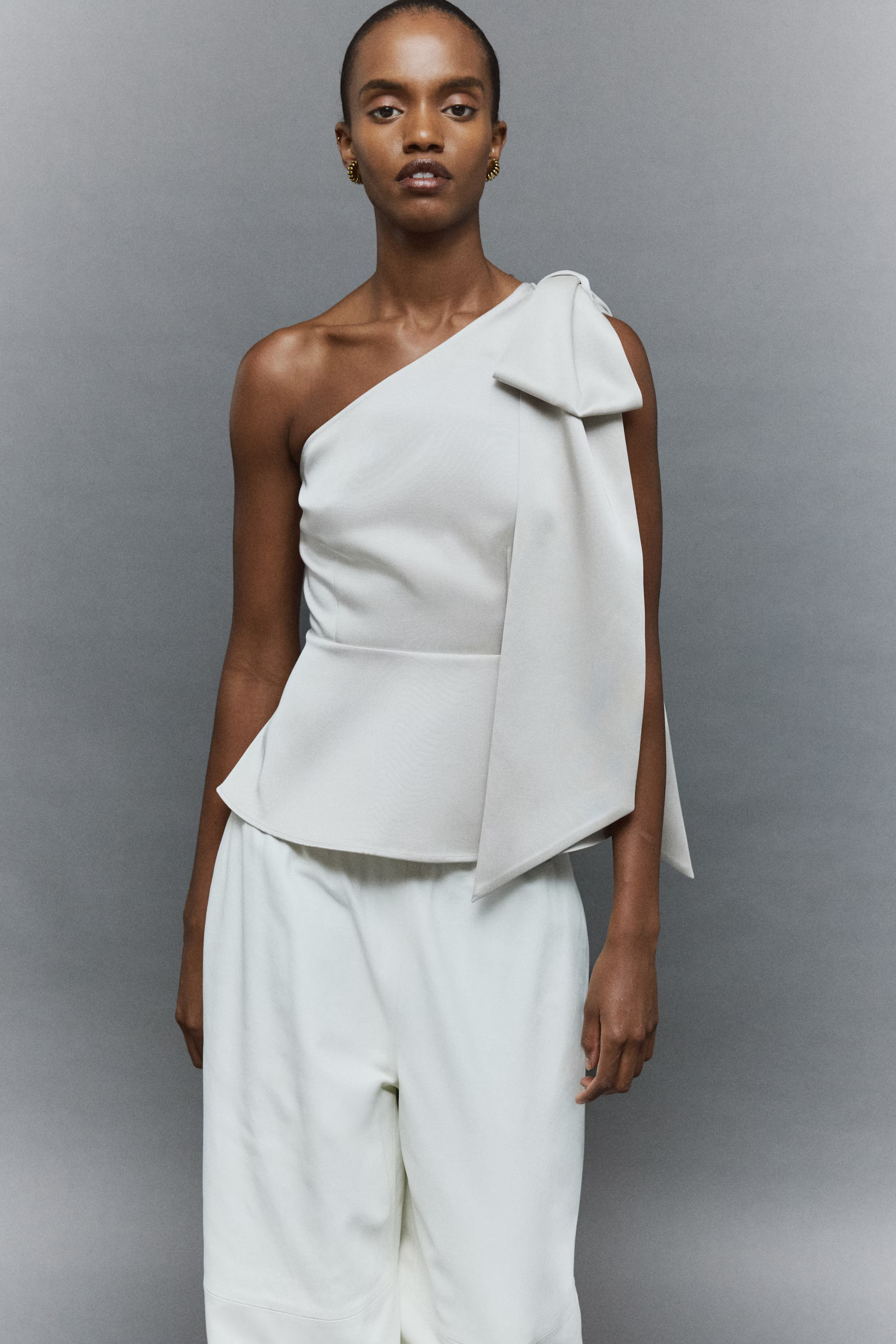 Bow-Detail One-Shoulder Top - Dark green - Ladies | H&M US | H&M (US + CA)