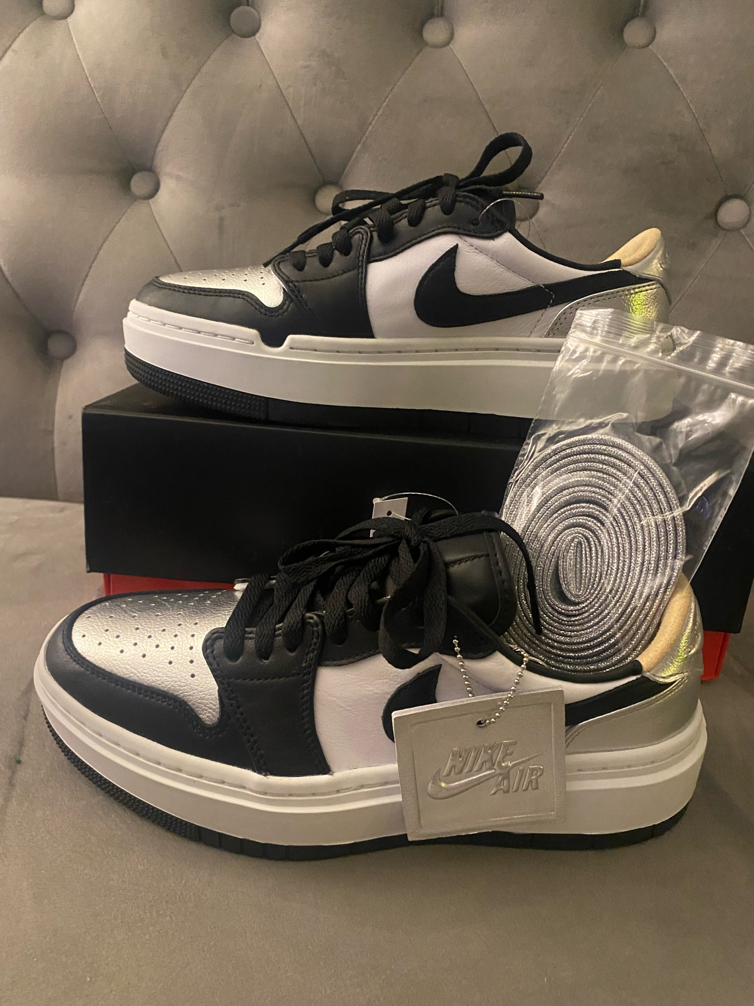 Jordan 1 Elevate silver toe. 