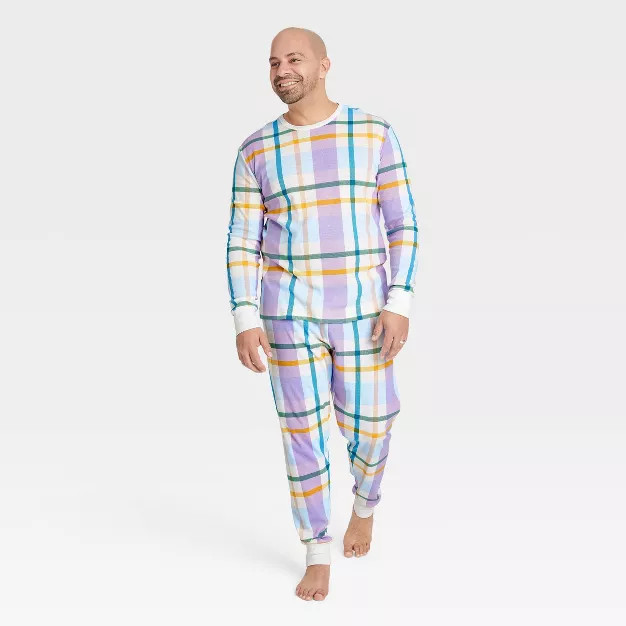 Men's Plaid Matching Family Pajama Set - White | Target
