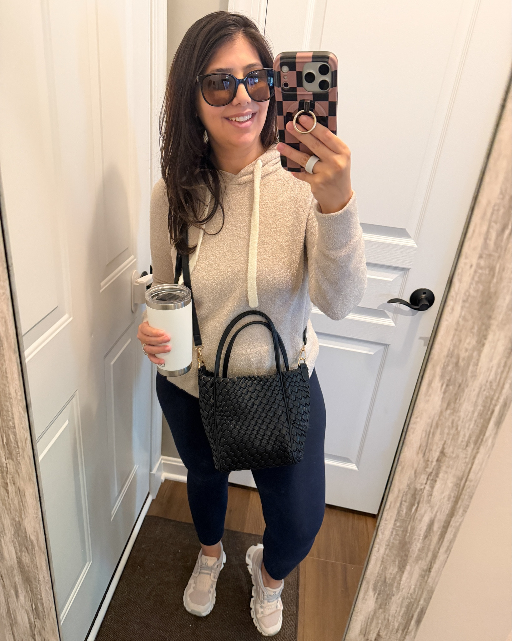 🍁Friday Faves🍁

• My most-worn crossbody (such an upgrade from the belt bag) 
• Our porch pumpkins! So affordable and cute 
• This serum concealer is drugstore priced but the brand is owned by Merit (light coverage but great for quick daily looks) 
• My new Yeti Rambler 
• Spotify Post Malone Mix 



#LTKGiftGuide #LTKFindsUnder50 #LTKHalloween