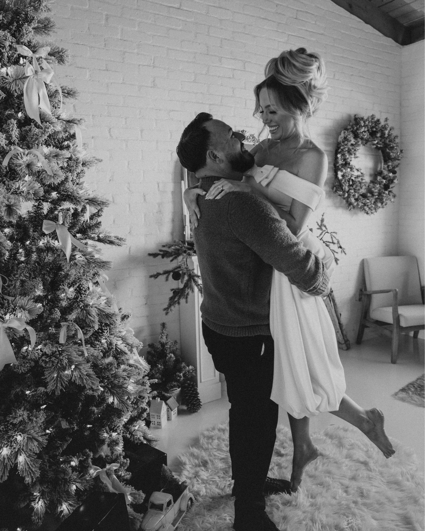So looking forward to ringing in the New Year with this squad #photoshoot #couplephotos #familyphotoshoot

#LTKStyleTip #LTKFamily #LTKHoliday