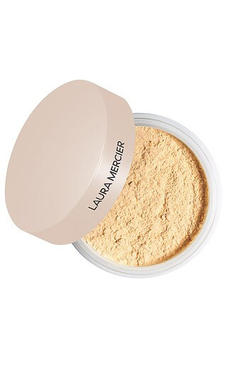 Laura Mercier Ultra Blur Translucent Loose Setting Powder in Translucent Honey. | Revolve Clothing (Global)