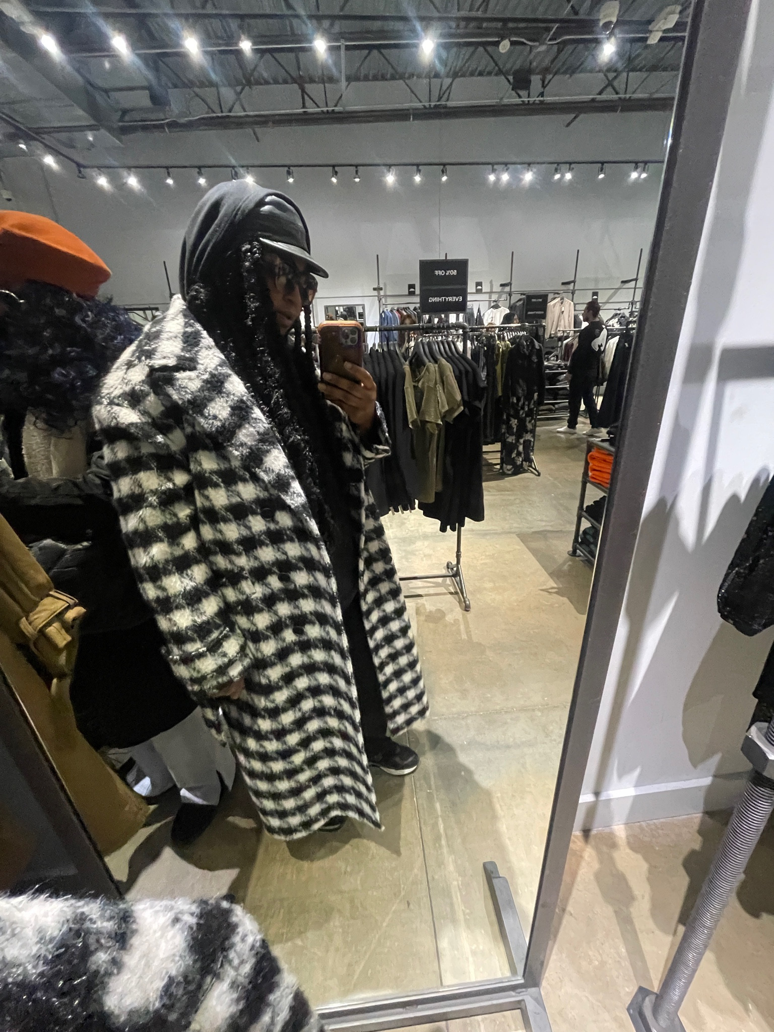 When the mirror confirms the houndstooth coat is a must-have 👏✨ 

#LTKSeasonal #LTKHoliday #LTKSaleAlert