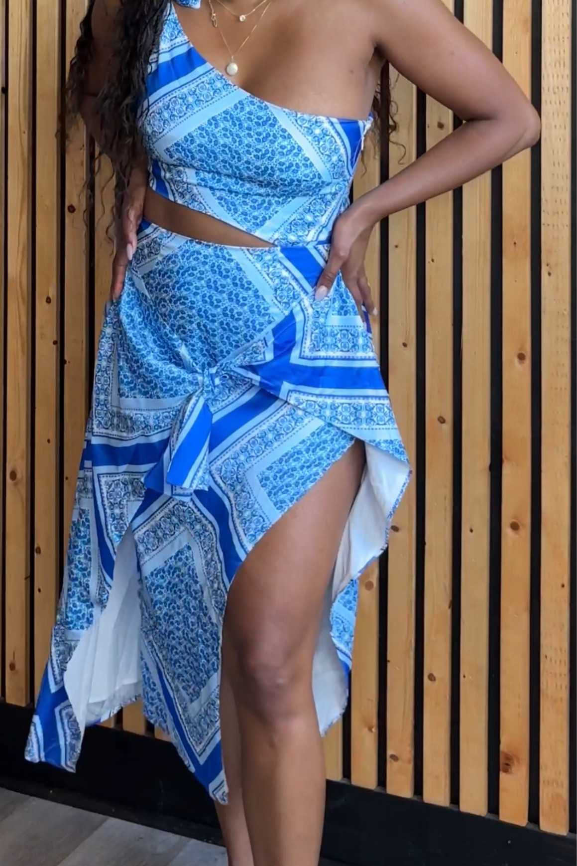 Beautiful dress perfect for a beach vacation. love the design and quality. 

Wearing a size M.
resort wear, vacation dress, vacation outfit, spring dresss, midi dress, one shoulder dress

#LTKfindsunder100 #LTKstyletip #LTKtravel