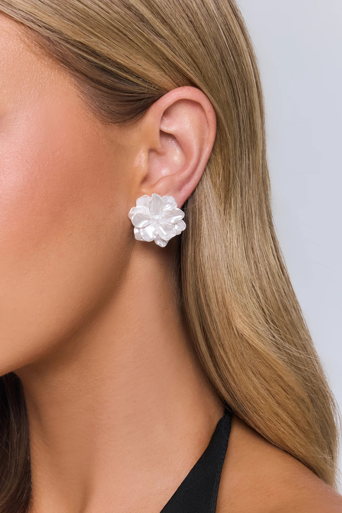 Enchanted Earrings White | Hello Molly (US)