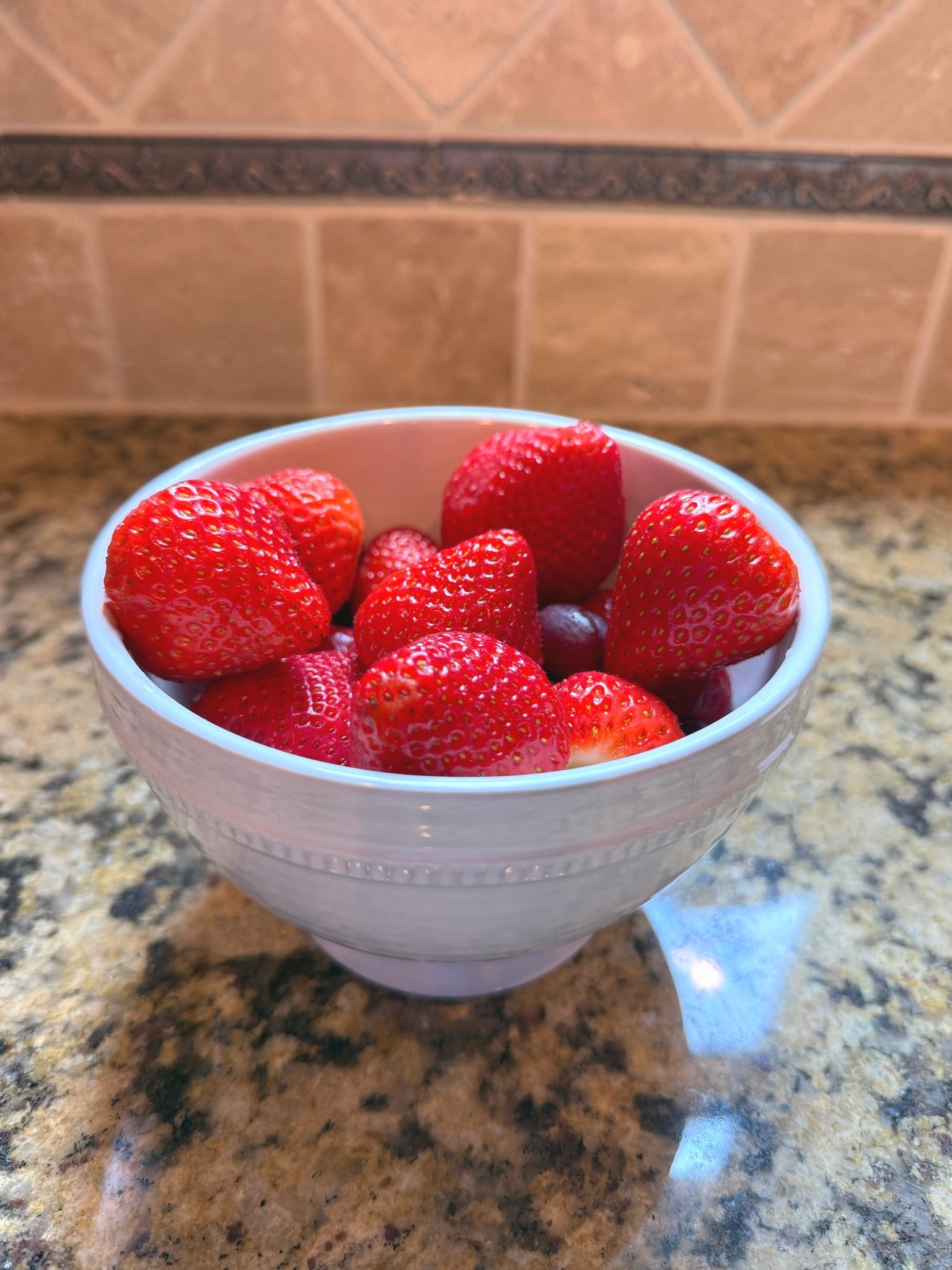 Love these bowls. 

A bowl you’ll use every single day 🤍✨

The Pottery Barn Gabriella cereal bowls are one of those pieces that are beautiful and practical.

Perfect for:
🥣 cereal mornings
🍓 fresh fruit
🍨 ice cream nights
🥗 snacks and little bites
🍲 soups or cozy meals

I love when kitchen pieces can work for more than one thing, and these have that timeless look that fits right into everyday life.

A simple upgrade that makes even your morning routine feel a little more special ✨

#potterybarn #kitchenfavorites #kitchenfinds #homedecorfinds #everydayessentials

#LTKOver40 #LTKHome #LTKfoodie