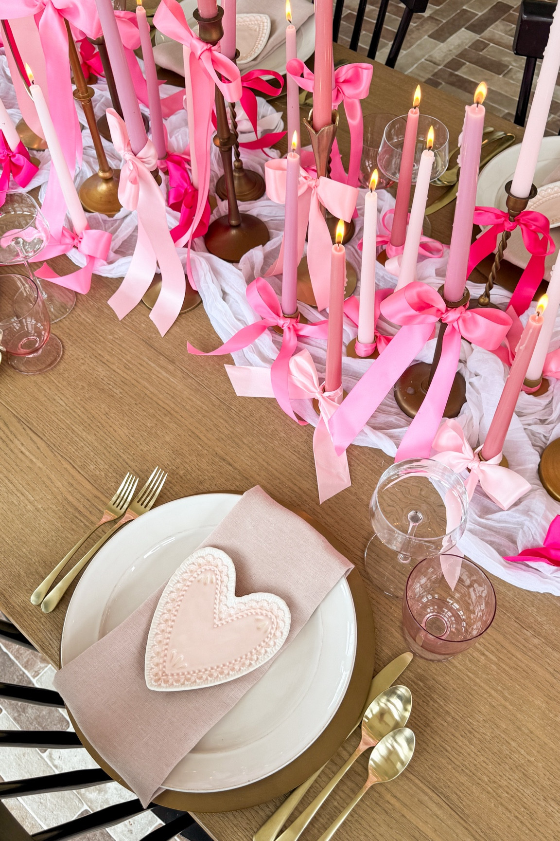 Galentines tablescape idea💘✨

galentines tablescape, tablescape ideas, galentines hosting, valentines hosting, pink heart, chargers, amazon candle sticks, candle stick holders, hosting ideas, Samantha Bauchmann

#LTKHome #LTKSeasonal #LTKFindsUnder100