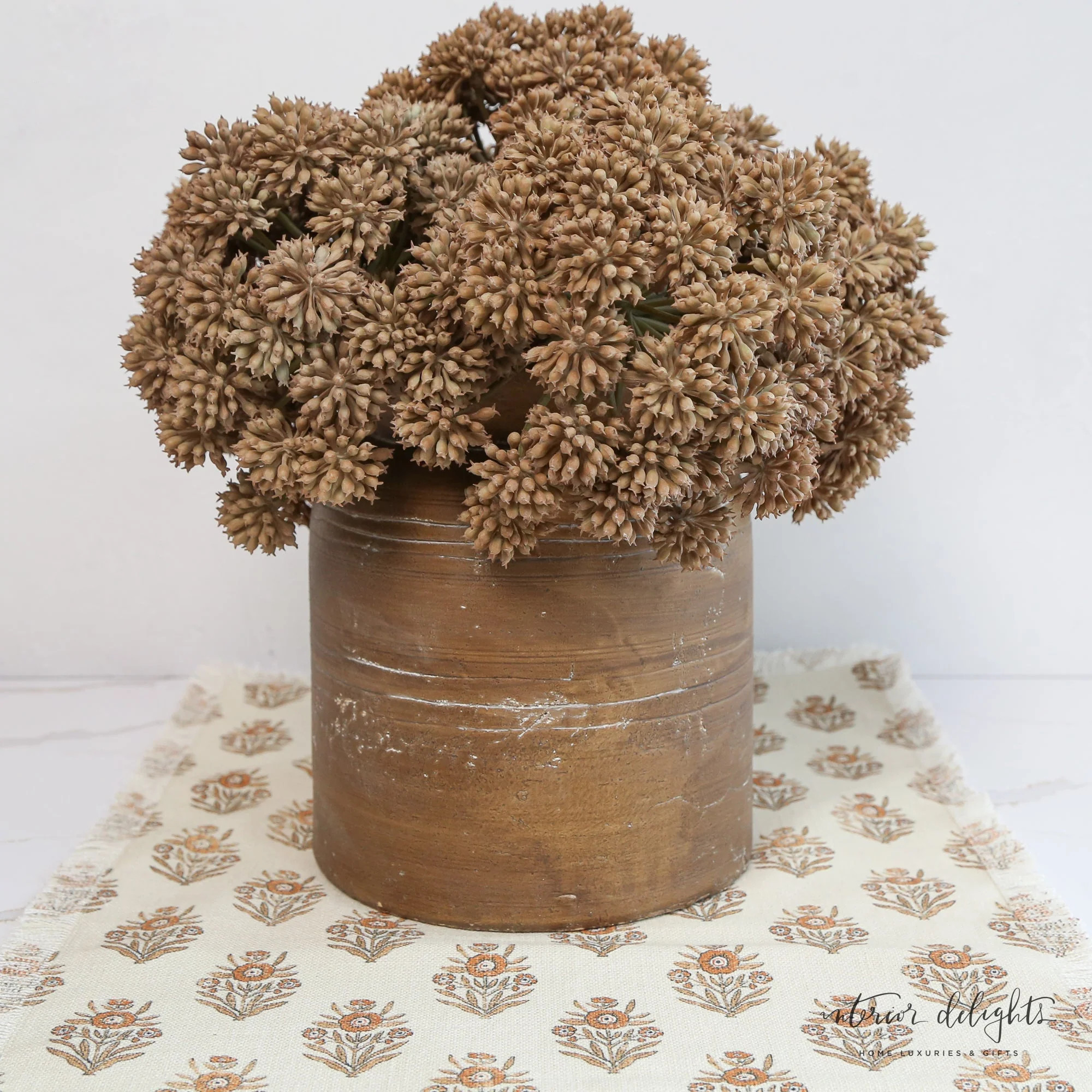 9” Brown Line Vase | Interior Delights