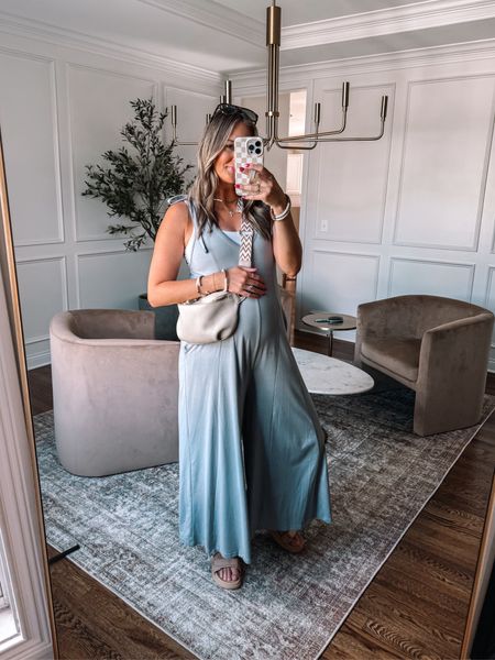 Amazon bump-friendly jumpsuit so comfy and the perfect casual spring summer outfit! The straps tie so it is also nursing/pumping friendly! 

Fits true to size 



#LTKbump #LTKfindsunder50 #LTKstyletip