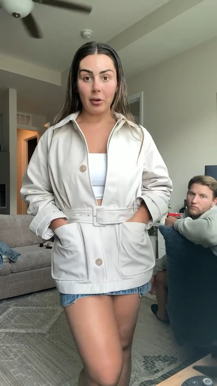 All my favorite jackets! Sizing in order:
Abercrombie: S
Aritzia: XS
VICI: M
Free People Movement: S
Thrift but linked similar!
Lucky Brand: L
Free People: S
Aritzia: S
Aritzia: S
Free People: S