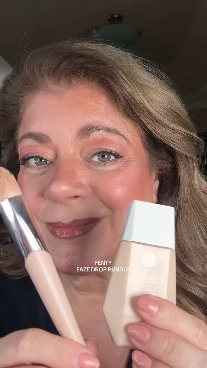 @Fenty Beauty bundle deal bundle includes Eaze Drop Lightweight, Blurring Skin Tint & Full Body110
Foundation Brush
#Fenty #FentyBeauty #Makeup #SkinTint #FentyBeautyFoundation