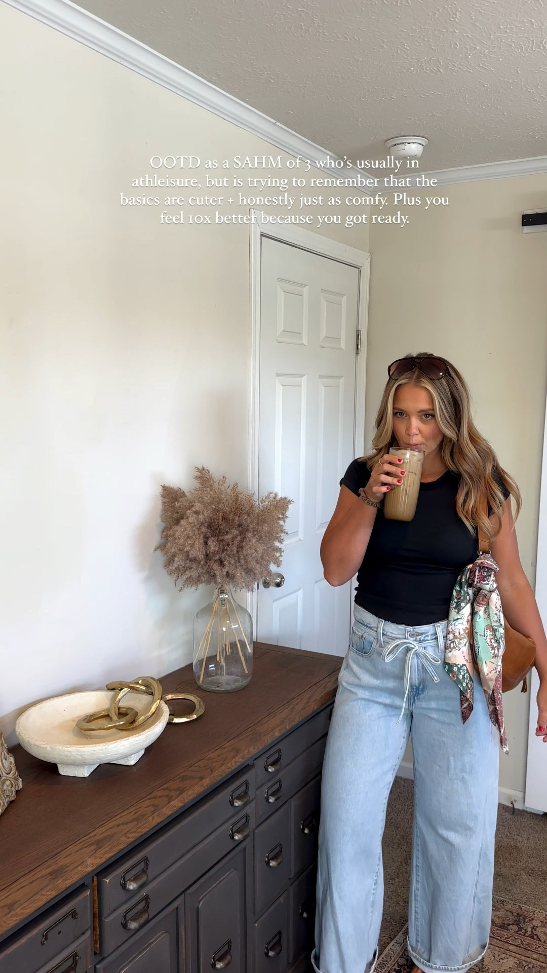 New favorite basics!! Here for the baggy pants & comfy basic tops!! True size 28 in jeans & small top! 