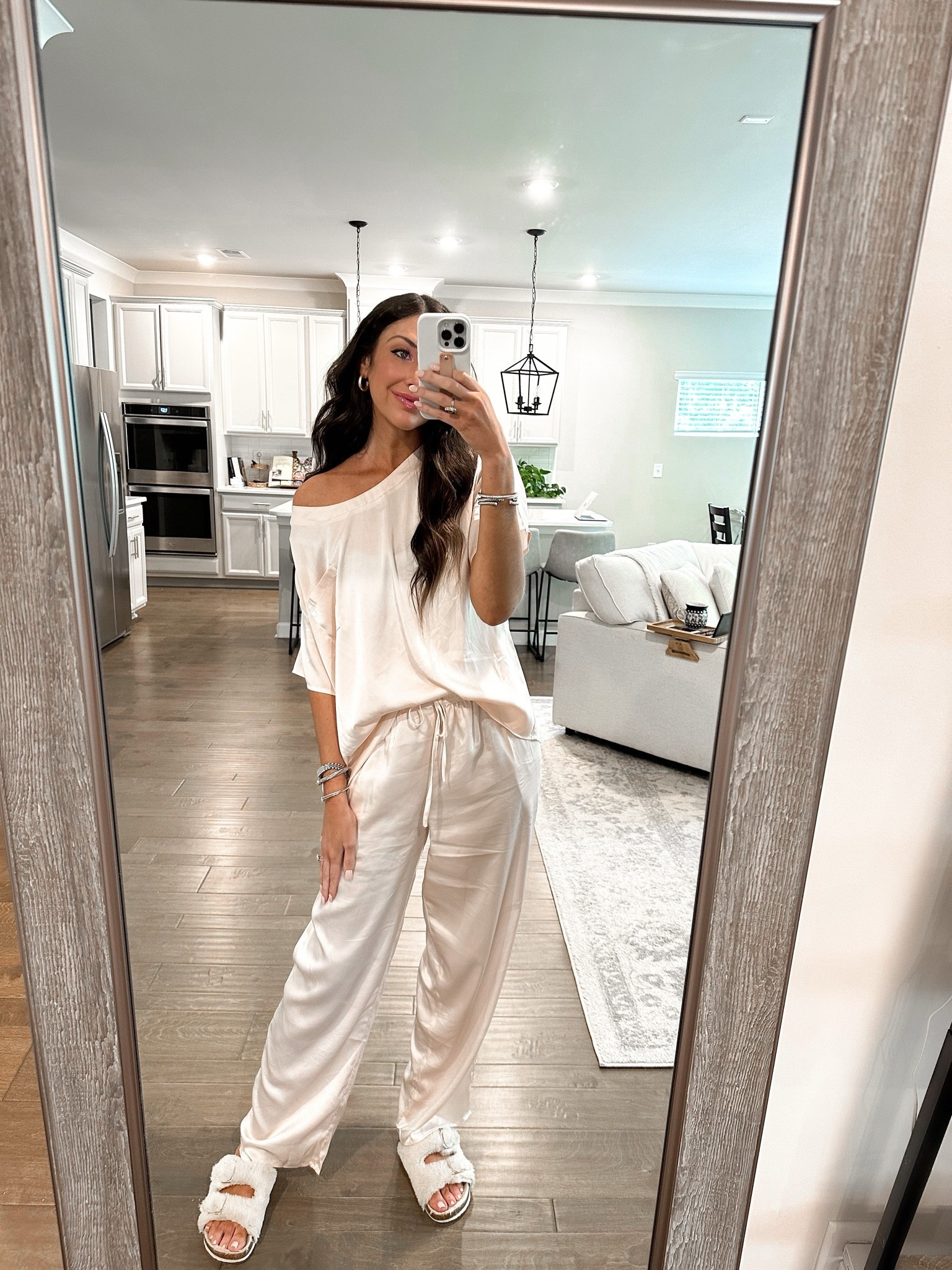 Luxurious Amazon pajamas!! Wearing size medium 🤍