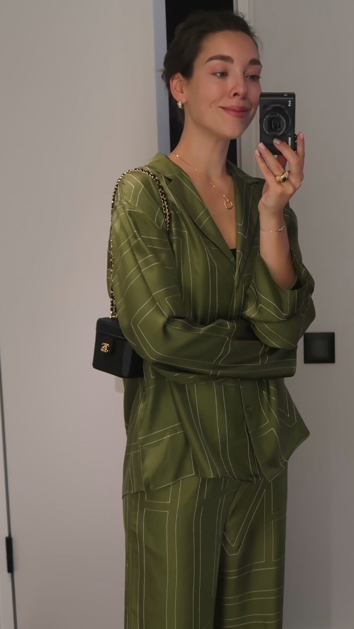 Love this new colour! 
Wearing size 36 #toteme 

#LTKeurope #LTKsummer