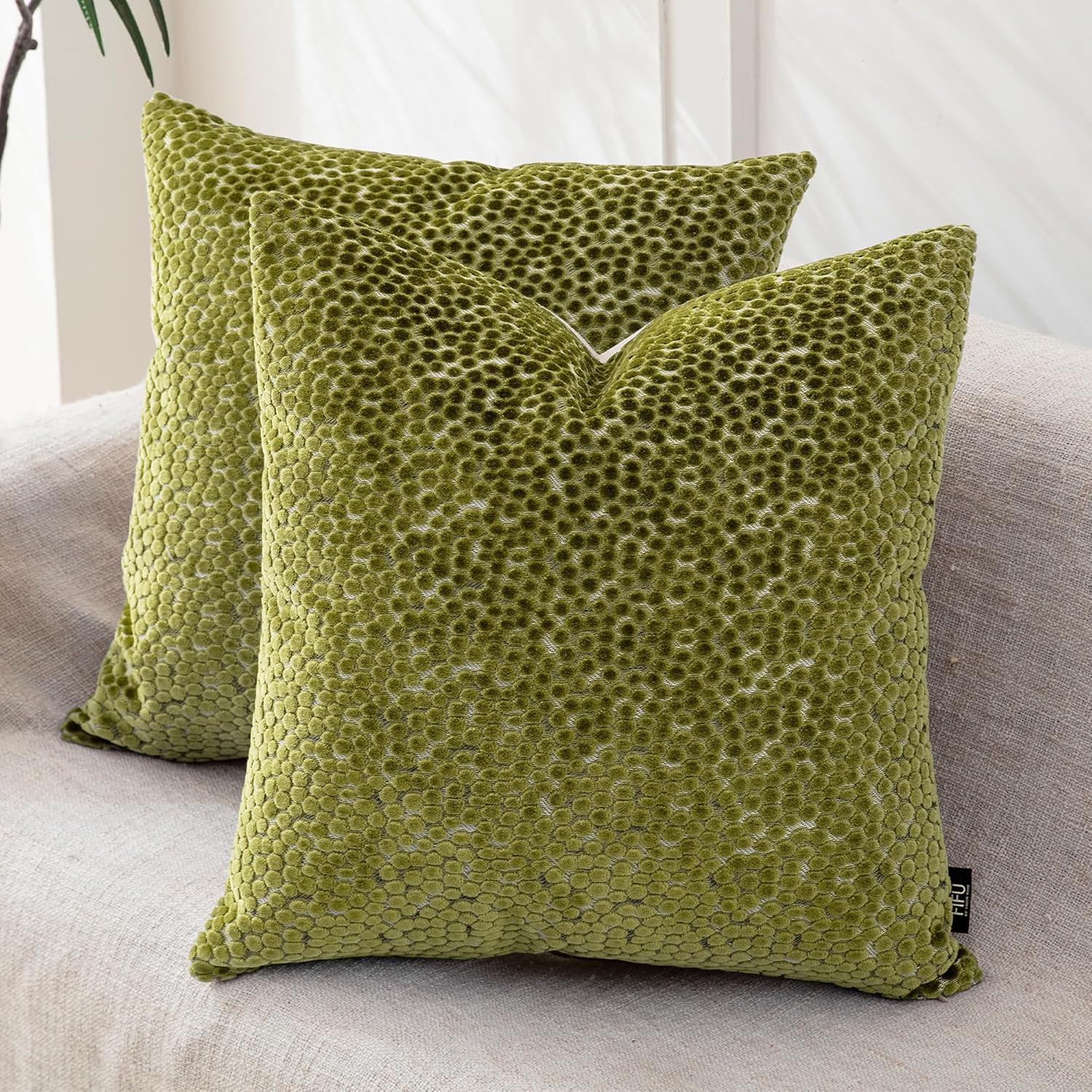 FIFU 2-Pack 18x18 Inch Decorative Throw Pillow Covers - Jacquard Velvet Front with Linen-Look Bac... | Amazon (US)