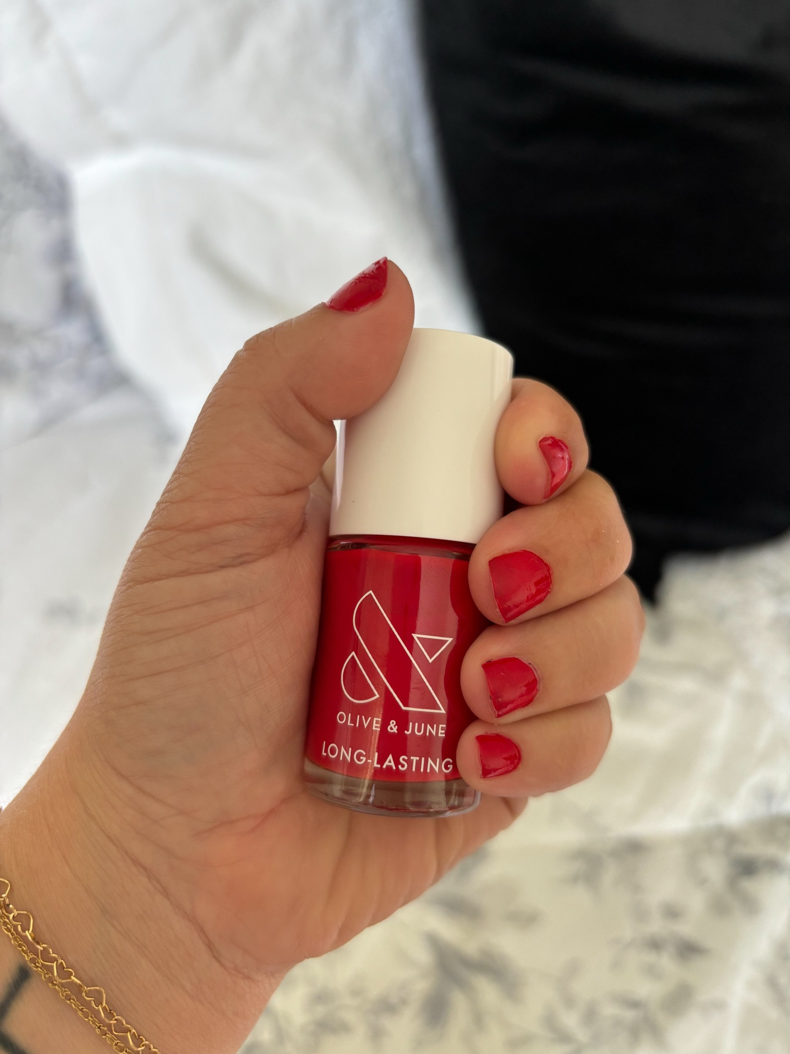Long live red nails! 

#LTKBeauty #LTKFindsUnder50 #LTKStyleTip