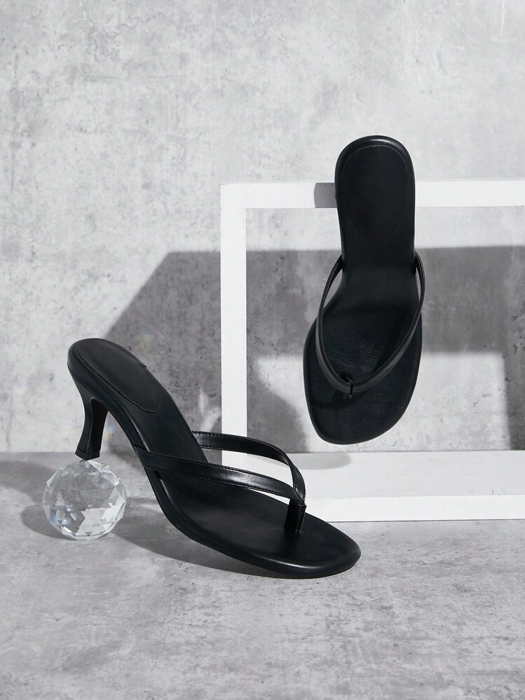 SHUZIA Women's Minimalist Black PU Thong Heel Sandals Wedding Shoes | SHEIN