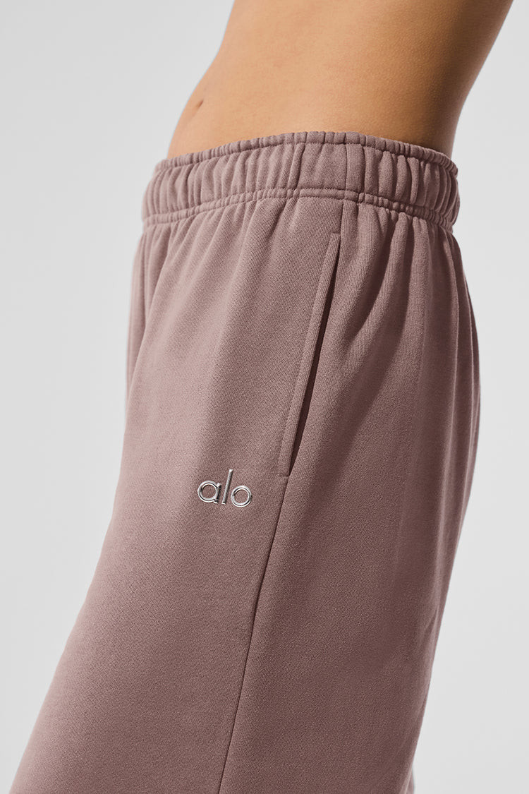 Accolade Straight Leg Sweatpant - Mushroom | Alo Yoga (US)