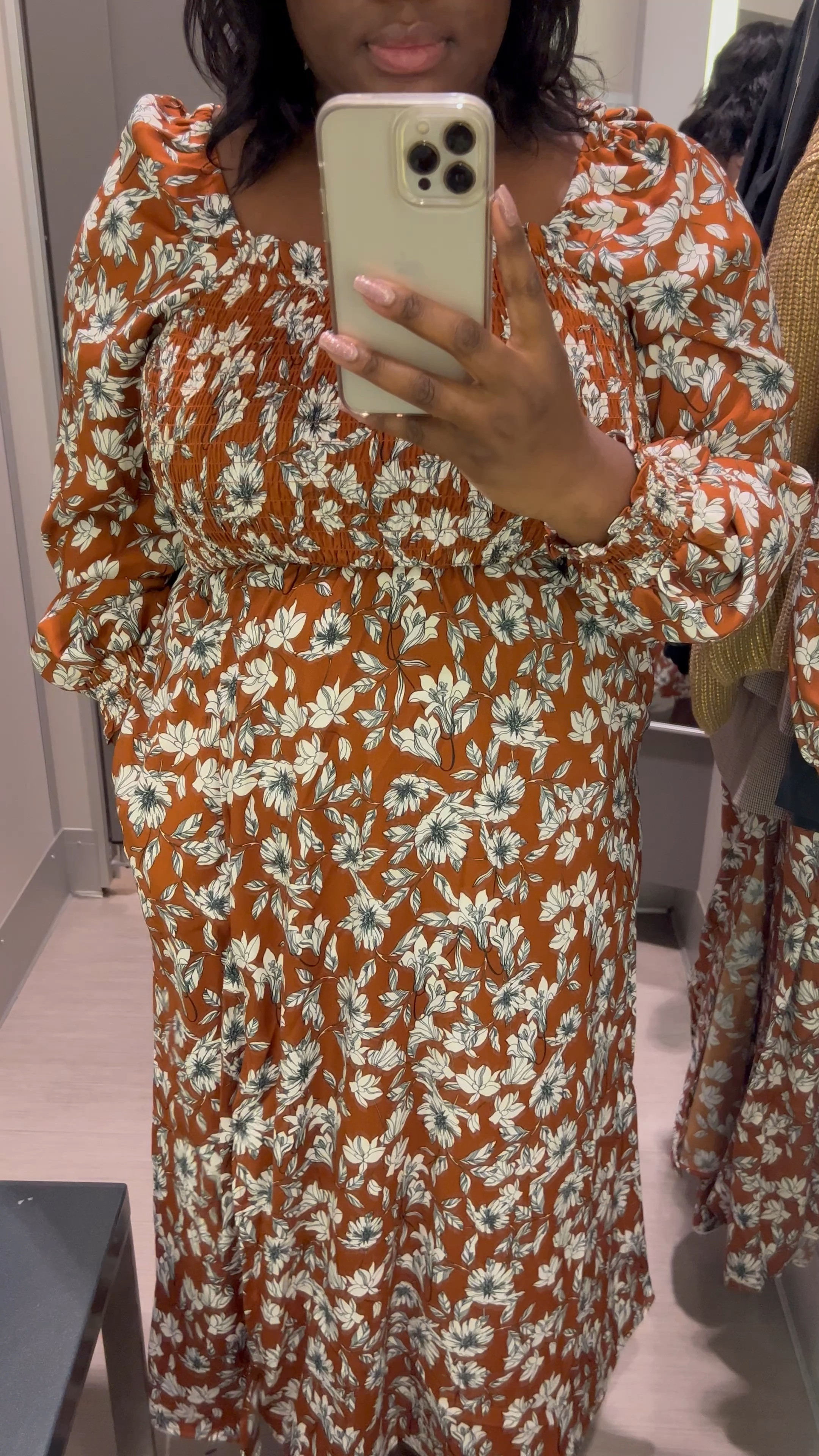 The Target Fall Designer Collection is here and the stuff is SO GOOD in person! I stopped by my store and wasn’t planning on shopping it but there it was! 
This dress is sooooo cute on and the top in the same print looks amazing with black pants. 
I linked all of my picks here! 
I usually wear: Size 16/1X/XXL
I am 5’2”
Dress: Size XL
•
•
•
•
•
•
#blackcreator #target #targetfinds #sergiohudson #kikavargas #laligne #falllooks #plussizestyle #plussizefalllooks #size16


#LTKunder50 #LTKSeasonal #LTKstyletip