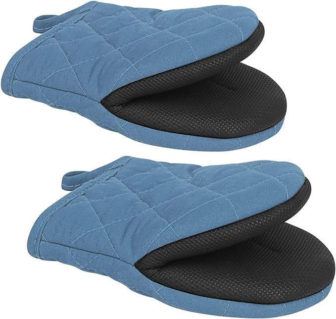 Qulable 1 Pair Short Oven Mitts - Silicone Kitchen Oven Gloves High Heat Resistant 500℉, Mini O... | Amazon (US)