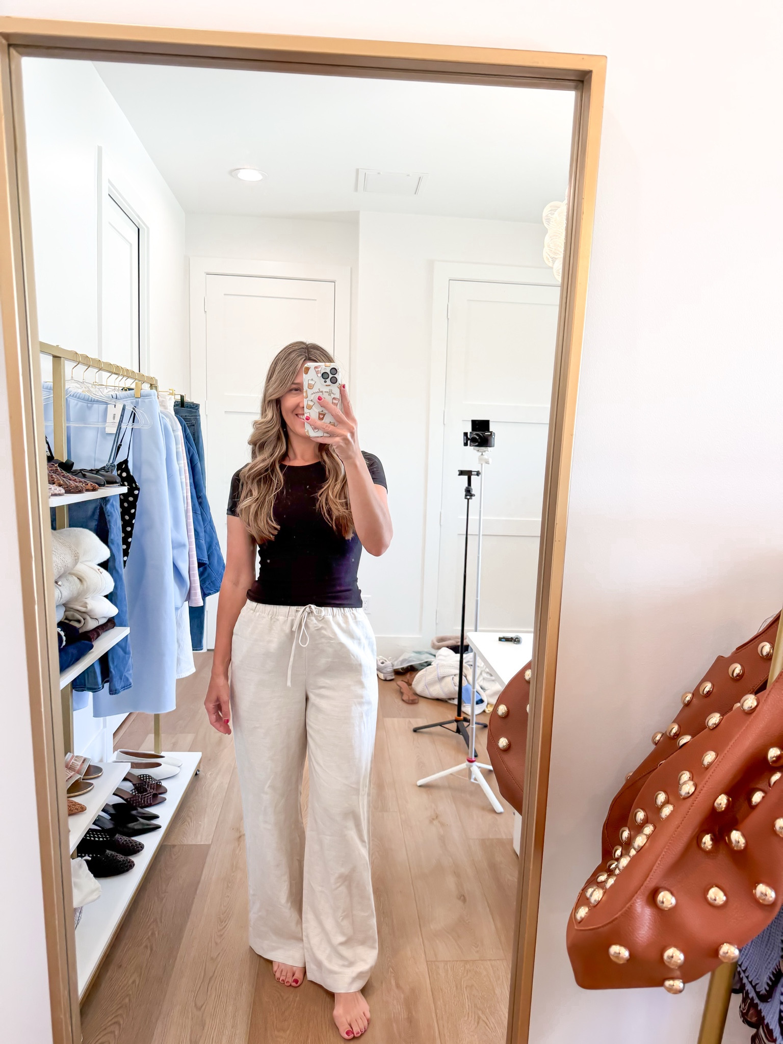 Aritzia linen pants small
Tee small 