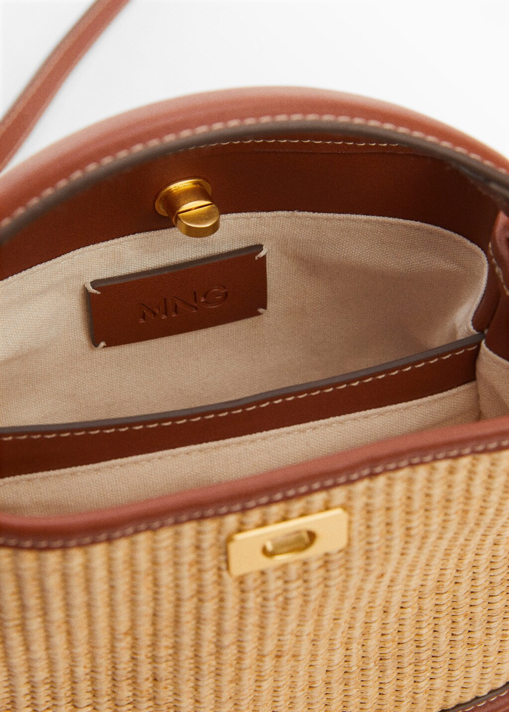 Search: Raffia-effect bucket bag (2) | Mango USA | MANGO (US)