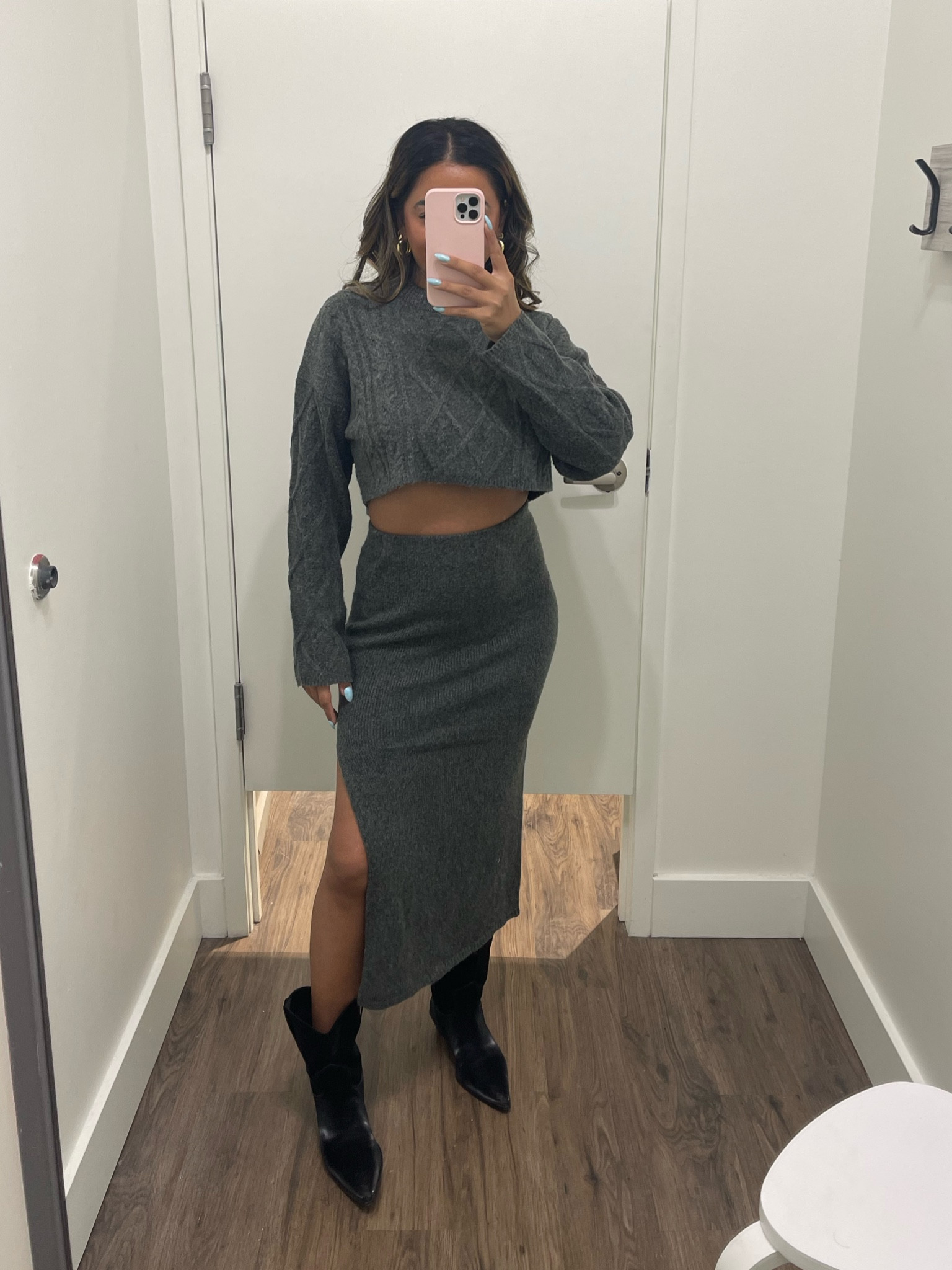 matching sets 🤝🏼

#LTKSeasonal #LTKMostLoved #LTKparties