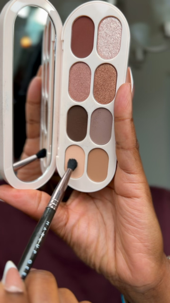 I used to do a shimmer highlight in my inner corner and these days I am hooked on a creamy almost white color instead.