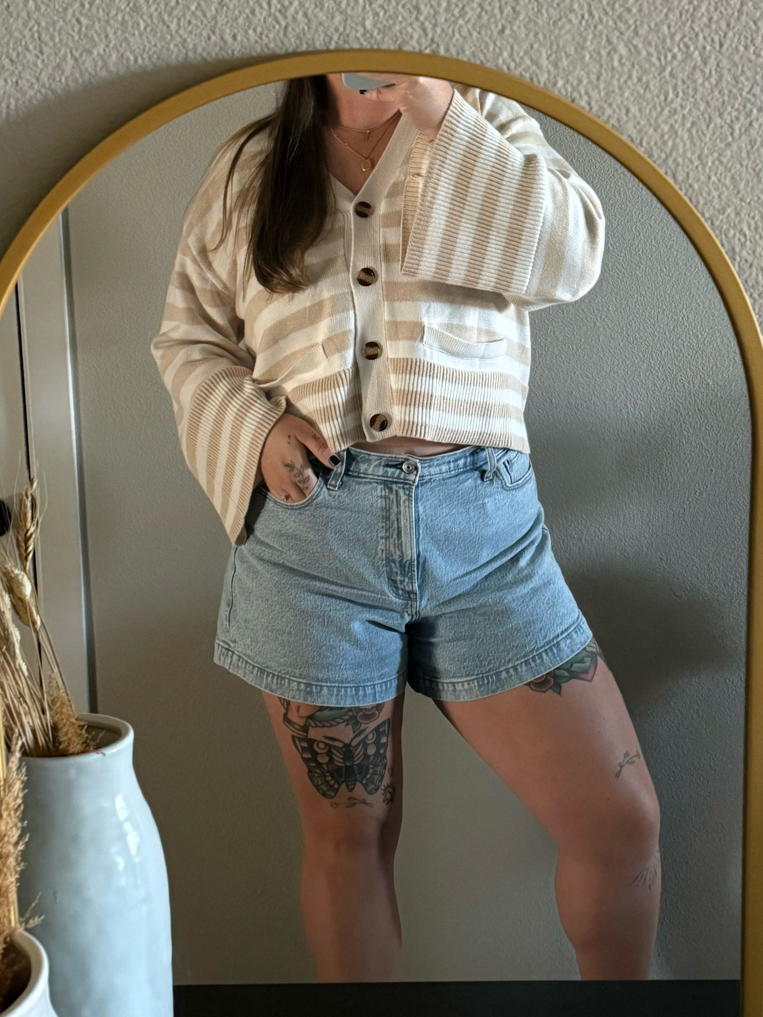 Pumpkin patch outfit! ☺️🎃
Sizing:
5’10” 200lb size 14/16
Wearing: top XL, shorts 33

#LTKMidsize #LTKFindsUnder100 #LTKStyleTip
