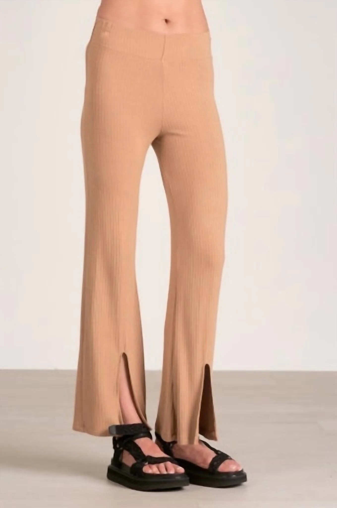 Logan Pants In Camel | Shop Simon