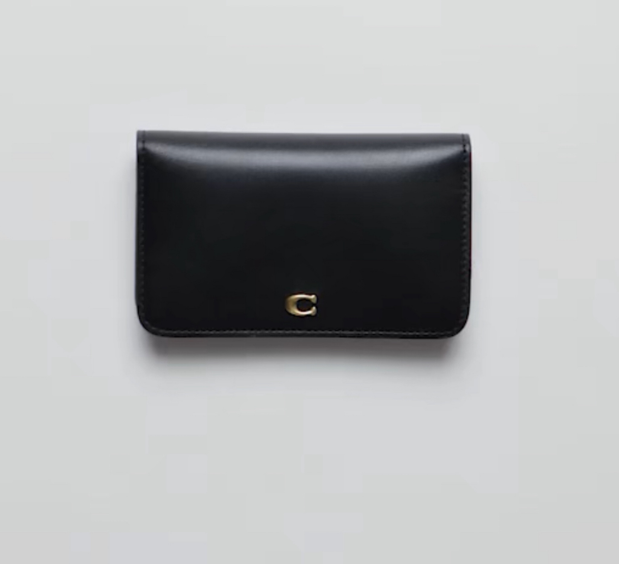 Coach Slim Card Case 🖤 

#LTKFallSale 

#LTKItBag #LTKStyleTip