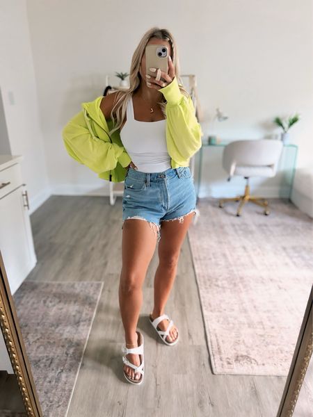 The color of this zip up is perfect for summer! I did a size medium! It’s perfectly comfy and drapey 🌴✨ 

Midsize fashion try on haul free people outfits easy summer outfits 

#LTKMidsize #LTKStyleTip #LTKFindsUnder50