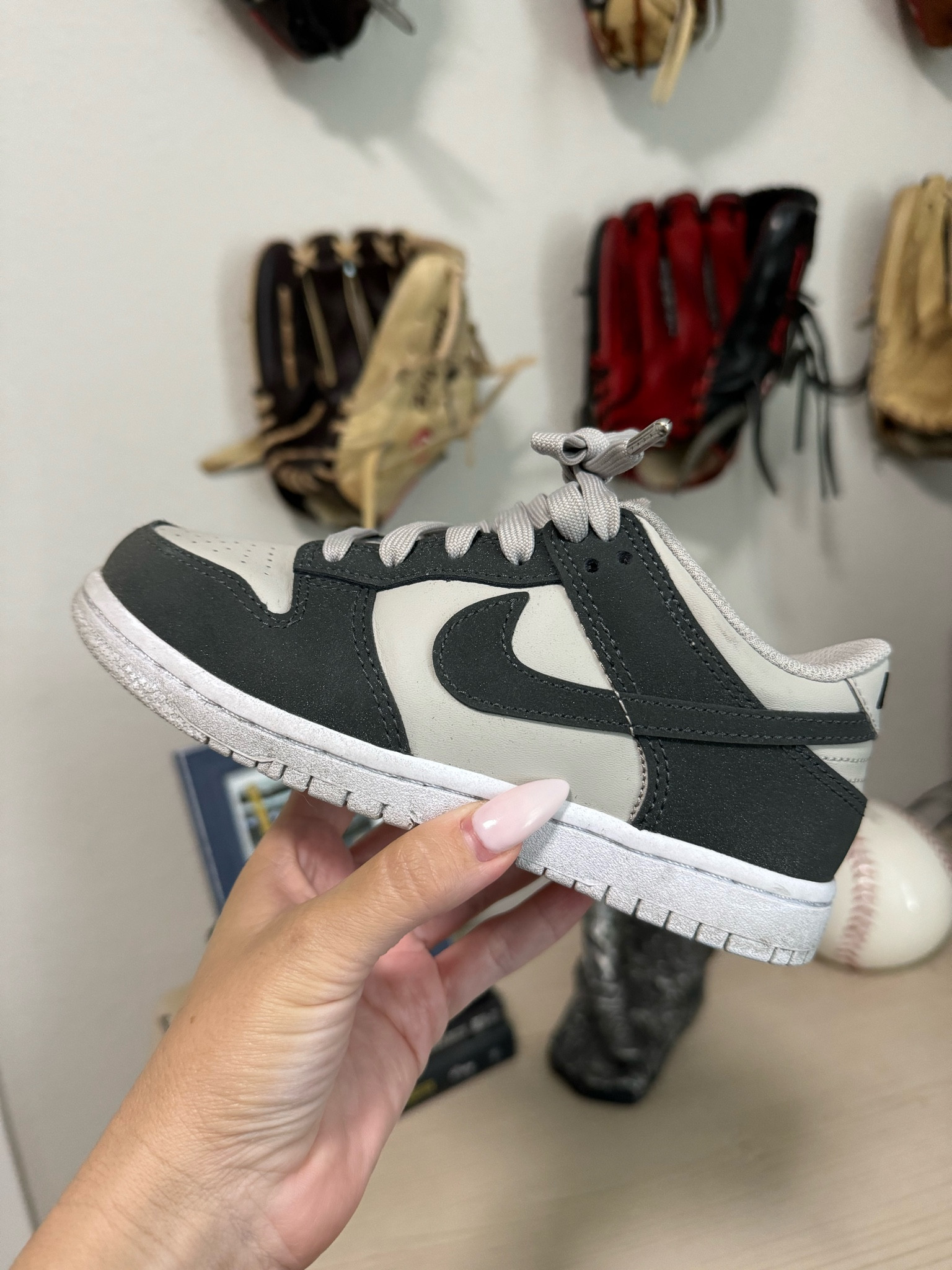 Sharing my latest shoe purchase for Reese ☺️

Big kid shoes, Nike shoes boys, sneakers for boys, trendy shoes for boys, toddler shoes, Nike sneakers 


#LTKSaleAlert #LTKKids #LTKShoeCrush